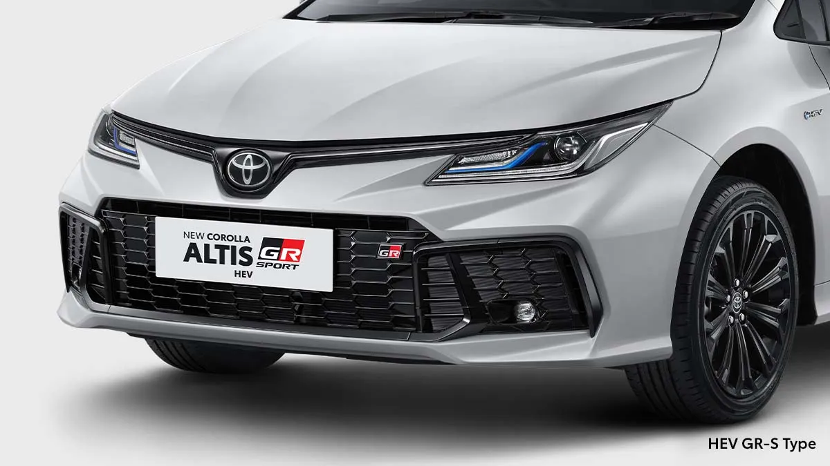 Aggressive Front Bumper with Distinctive Grille & Fog Cover